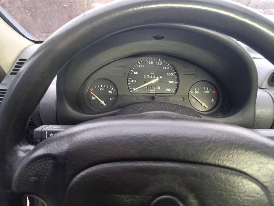 Опель Корса власник переоформлеється Opel corsa