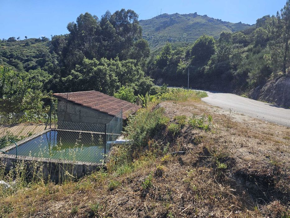 Terreno urbano para venda - Tapada - Alvite Cabeceiras de Basto