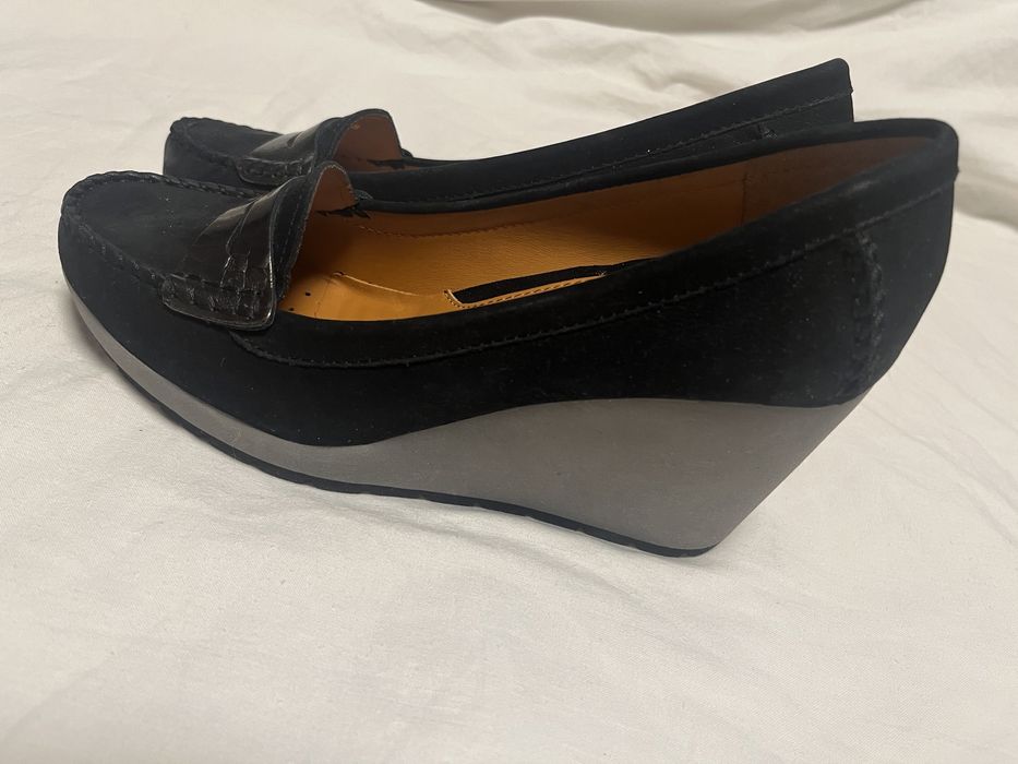 Продам жіночі туфлі