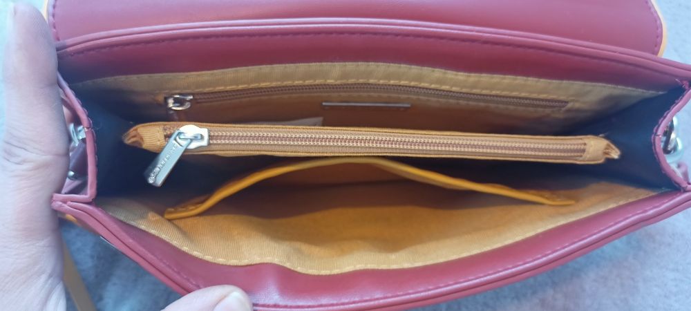 Listonoszka David Jones