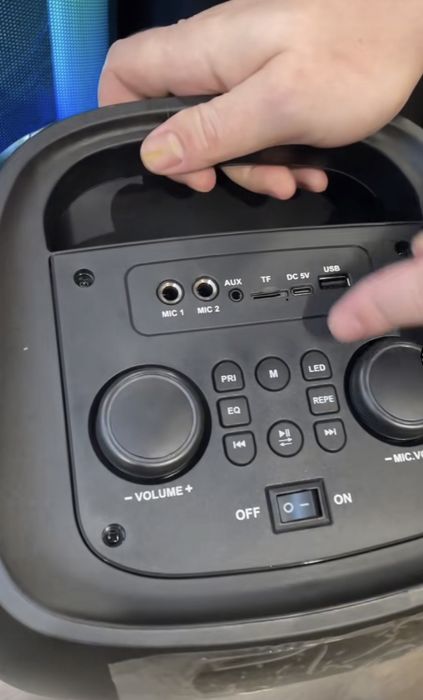 колонка портативная fm радіо колонка блютуз Bluetooth PartyBox