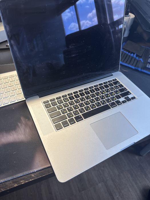 Macbook 2015 A1398, 16/256