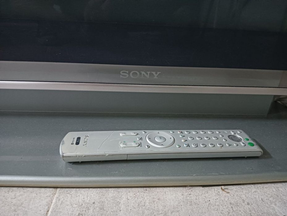 TV Vintage / Retro Gaming compatible - Sony WEGA Plasma (Série XS) modelo KE-P42XS1 (de 42 polegadas)