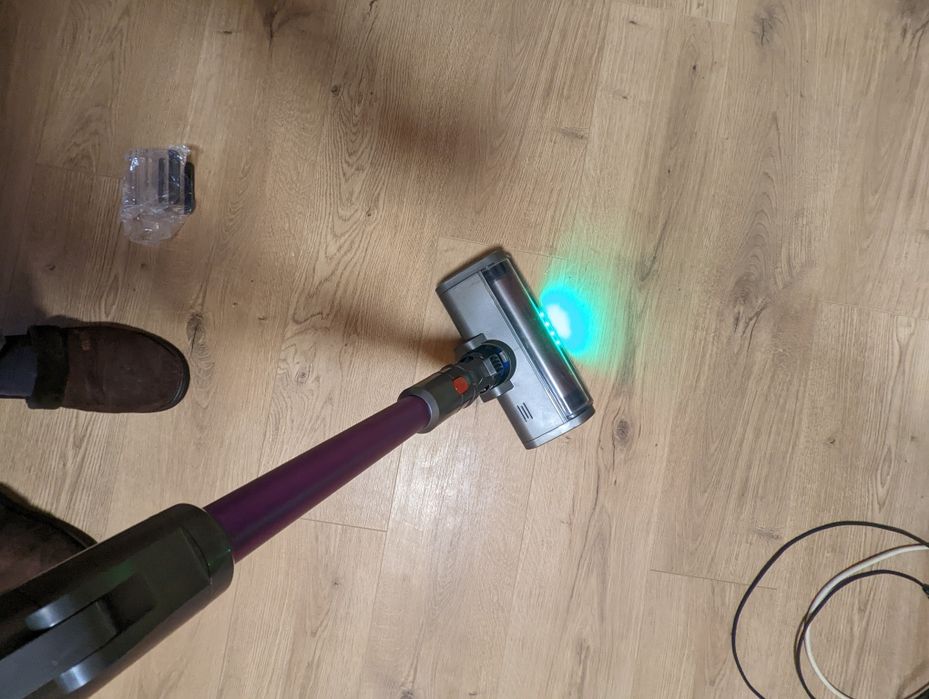 Пилосос Dyson v10