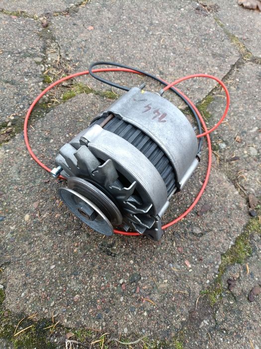 Alternator Magneti Marelli do Ursusa C 330,360 3P, 385, 1201, 1204 14V