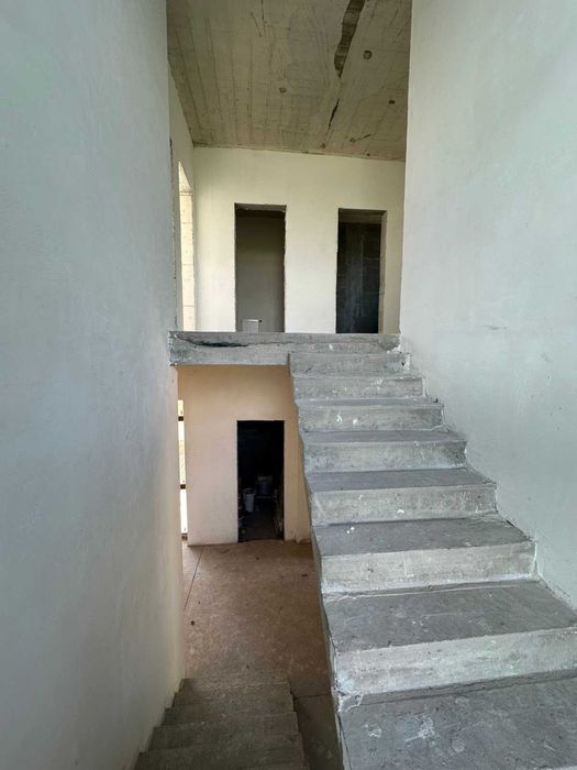 Продажа ДОМА в Совиньоне, под отделку