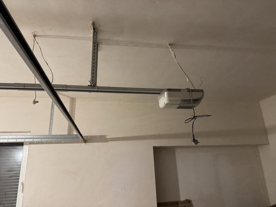 Brama  garażowa  segmentowa