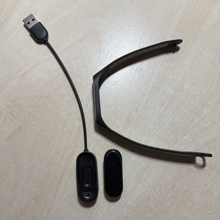 Xiaomi Mi Band 4 фітнес-браслет, повністю робочий