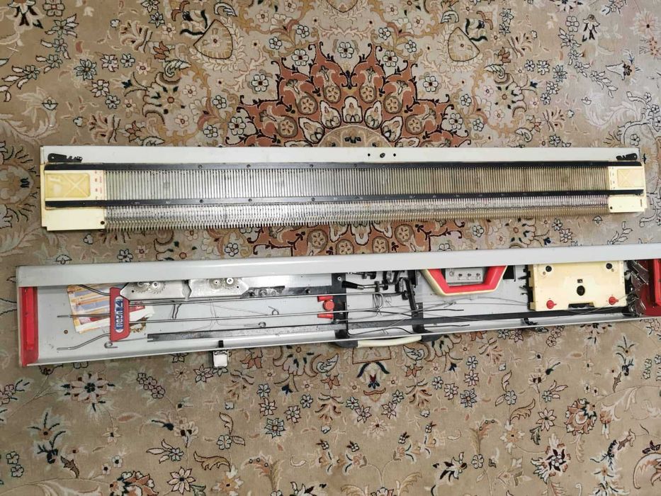 Продам ручну вязальну машину "Нева 4-1"