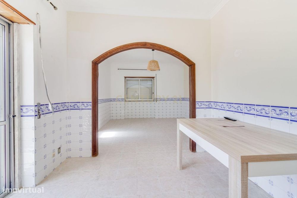 Apartamento T3 em Corroios com Varanda