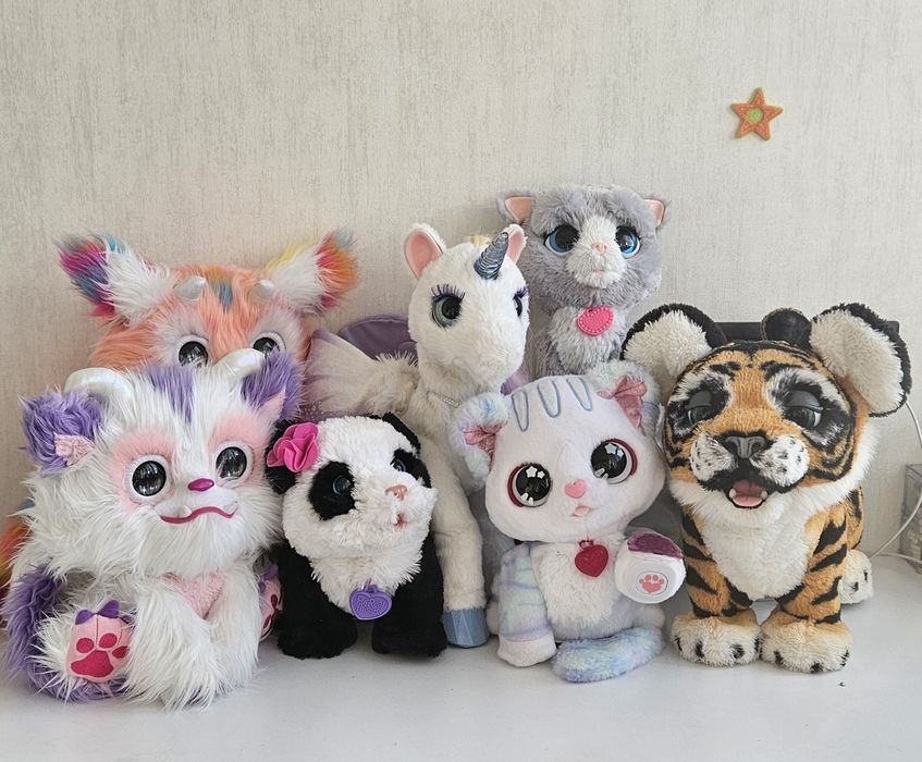 Інтерактивні іграшки FurReal Disney