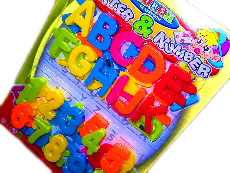 magnesy cyferki literki magnes duże litery cyfry