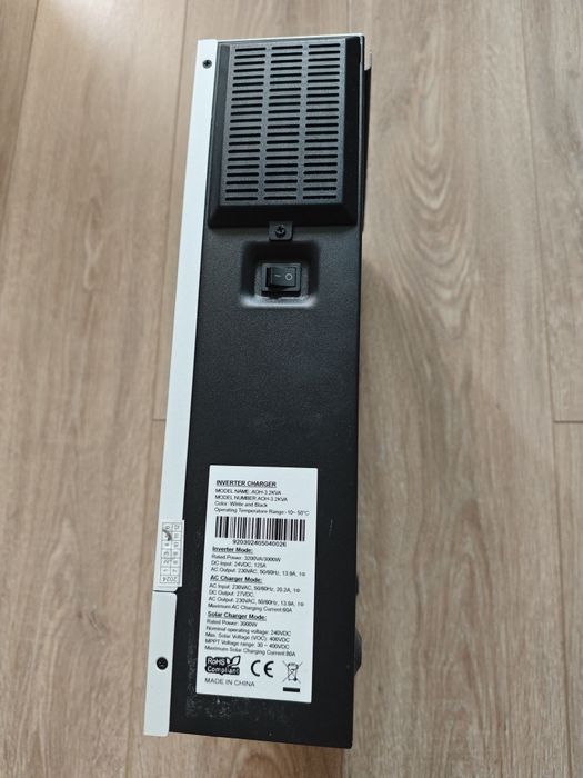 SUN-6K-SG06LP1-EU-BM2 6kW, 24 В, 60 А, 3000 Вт