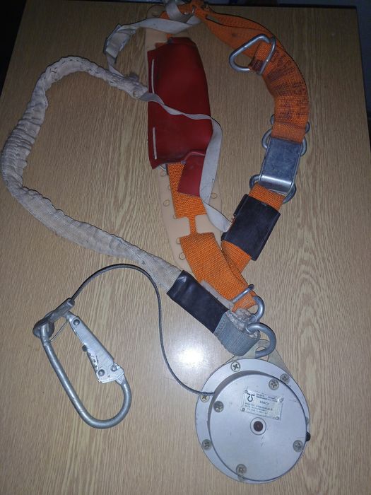 Обмін. Страхівка для висотних робіт