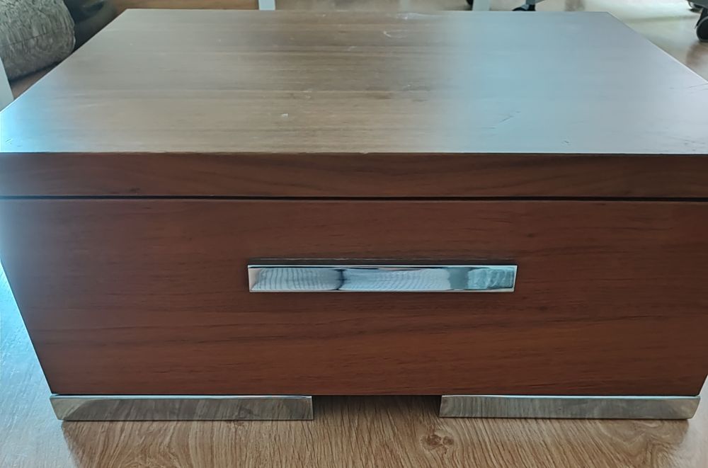 Pes/pernas para móveis