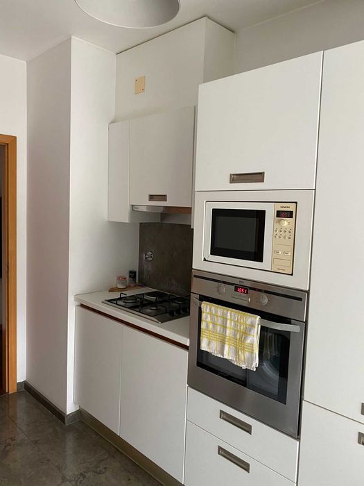 Apartamento T1 com garagem e mobilado
