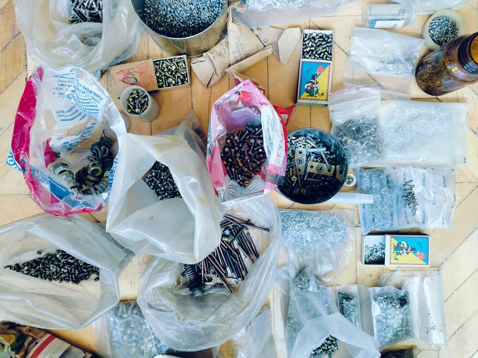 продам болти гайки шайбы