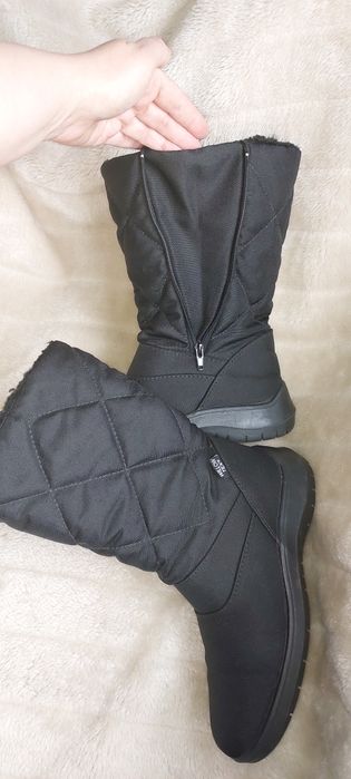 Сапожки  с мембраной ,стелька 25,5 см