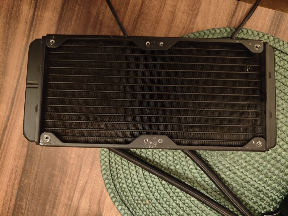 Sprzedam chłodzenie wodne Next Kraken X52