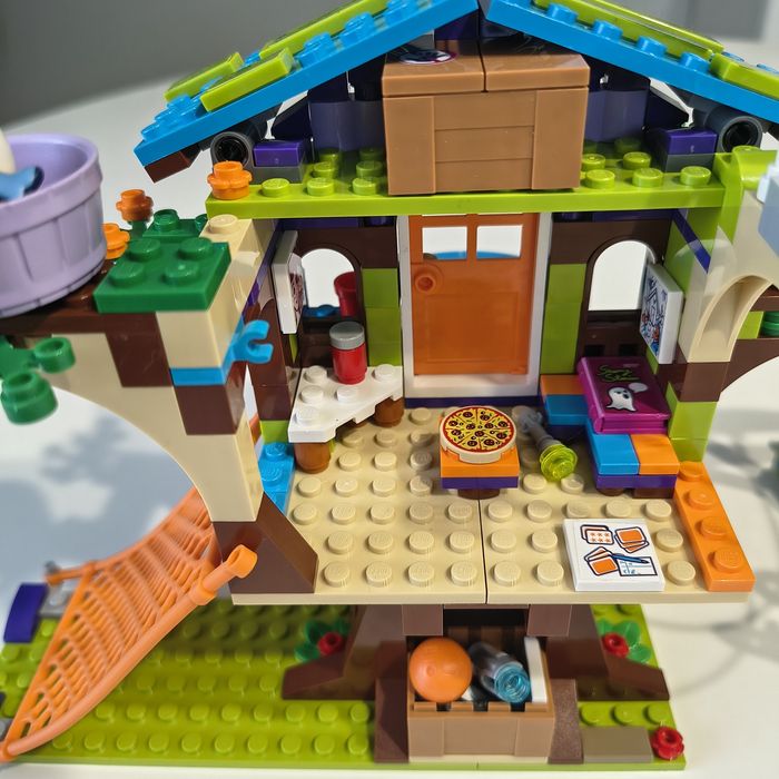 LEGO Friends 41335 Domek na drzewie Mii kompletny