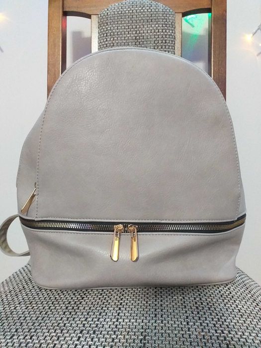 Plecak w kolorze cappuccino