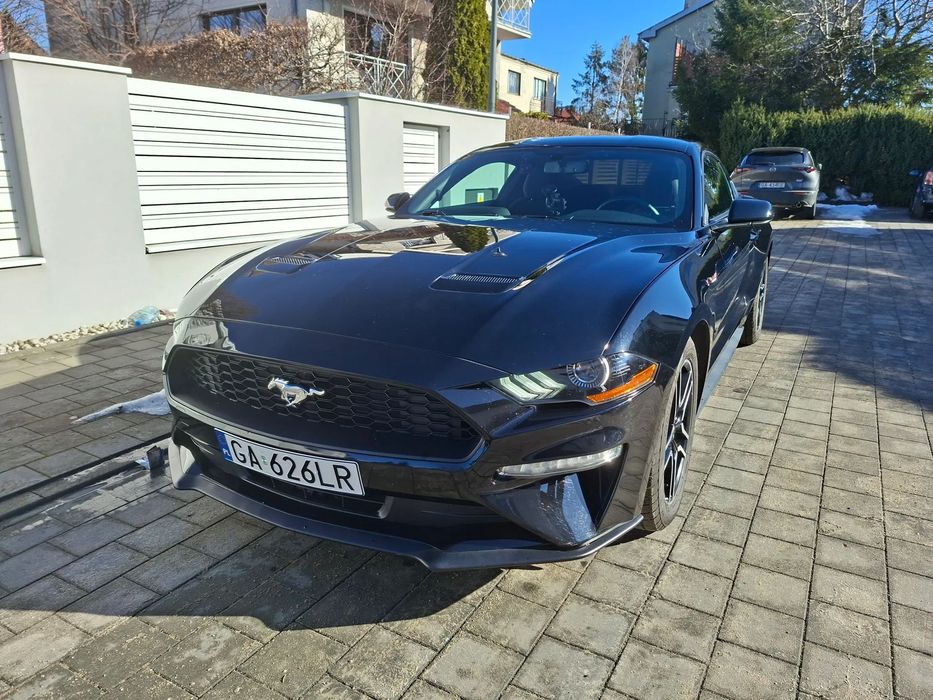 Ford Mustang 38k km 2019 łopatki keyless konwersja ekr.dotykowy sync