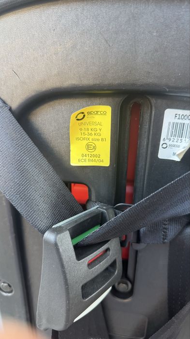 Дитяче автокрісло Sparco 9–36 кг у гарному стані