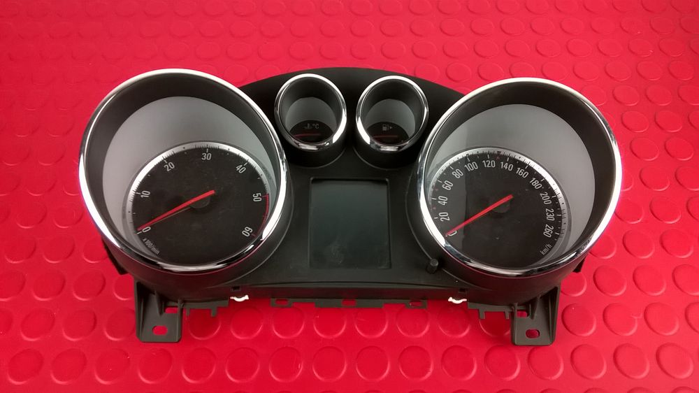 Quadrante - 13355672 / 600775881 / 769317420U - OPEL ASTRA J (P10)