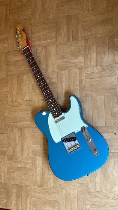 Новий Fender Vintera ’60s Telecaster Modified Lake Placid Blue