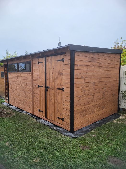 Nowoczesny Domek narzędziowy z drewutnią