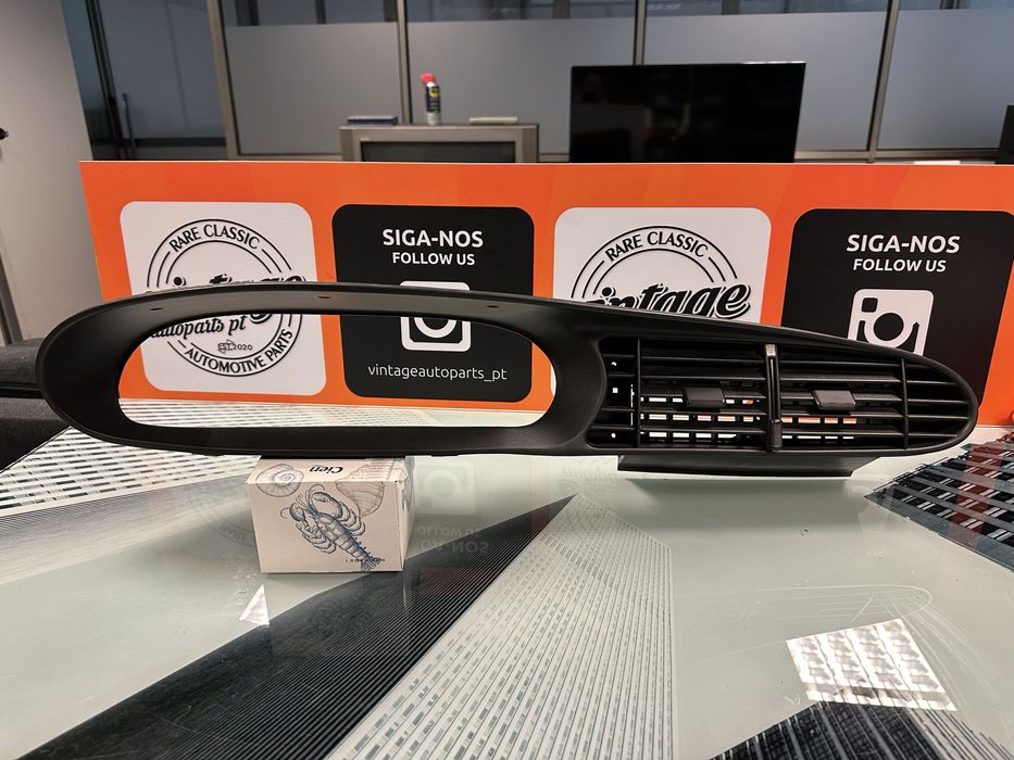 Moldura do quadrante Porsche 944