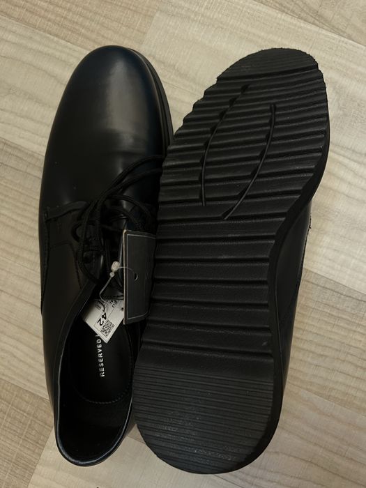Шкіряні туфлі reserved