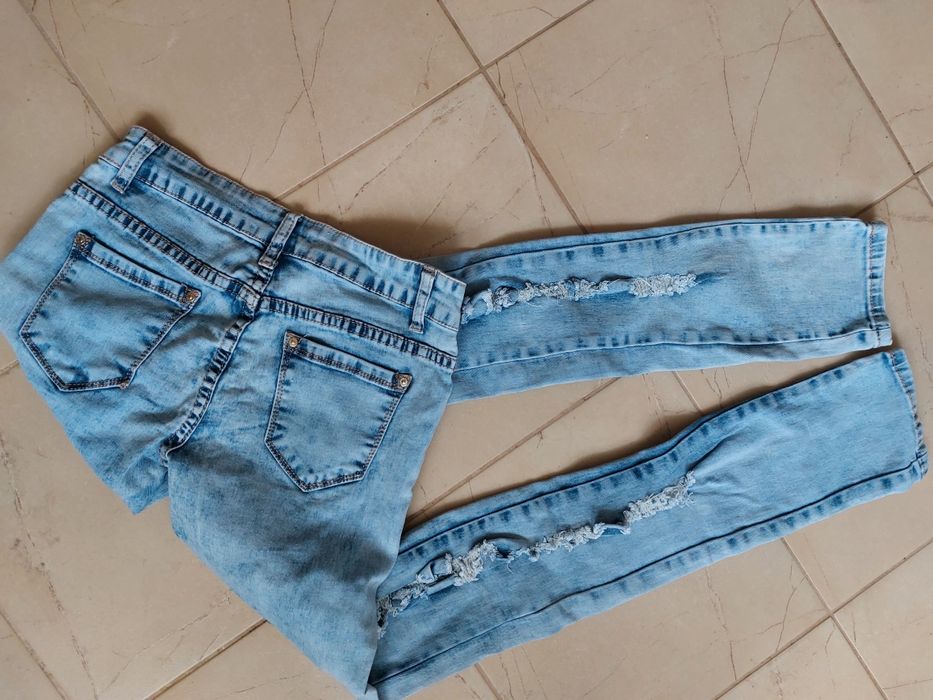 Nowe jeansy damskie