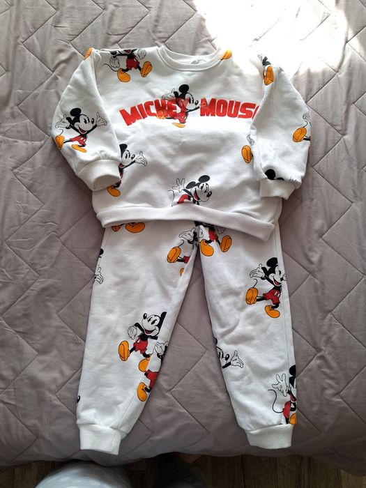 Фірмовий костюм zara Mikey Mouse