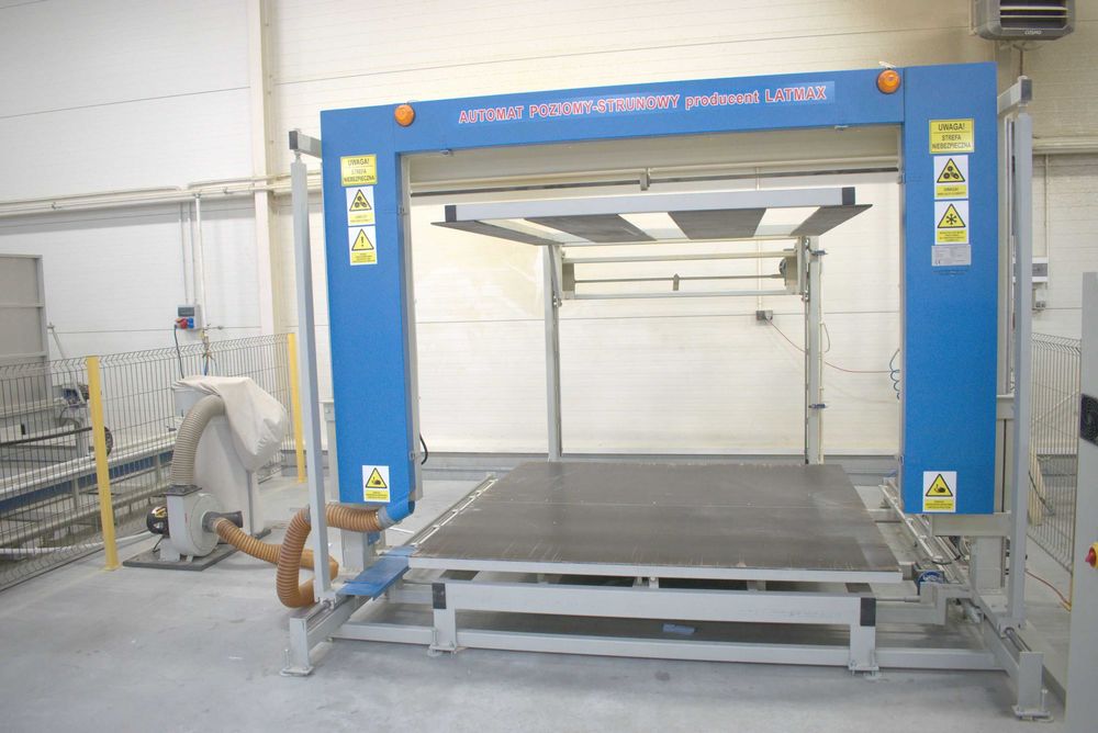 Maszyna do cięcia pianki - automat strunowy.