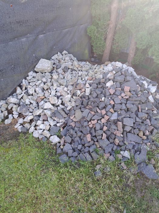 Kamienie na sprzedaż
