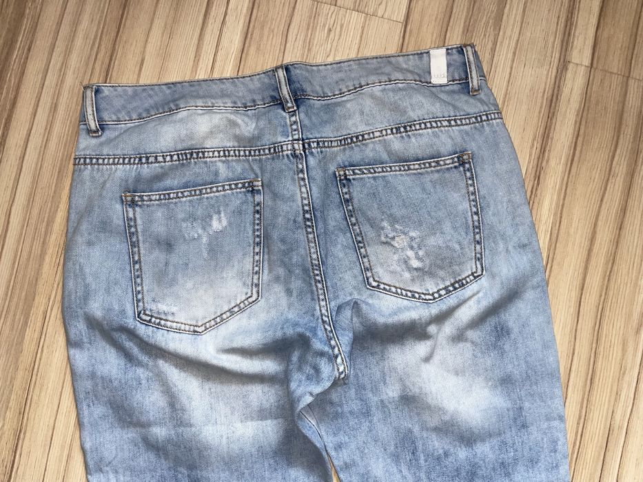 Dżinsy z dziurami / rozdarciami / HOUSE / boyfriend / 40