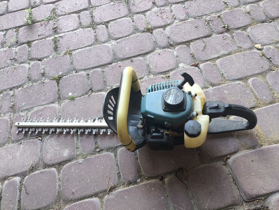 Nożyce spalinowe do żywopłotu