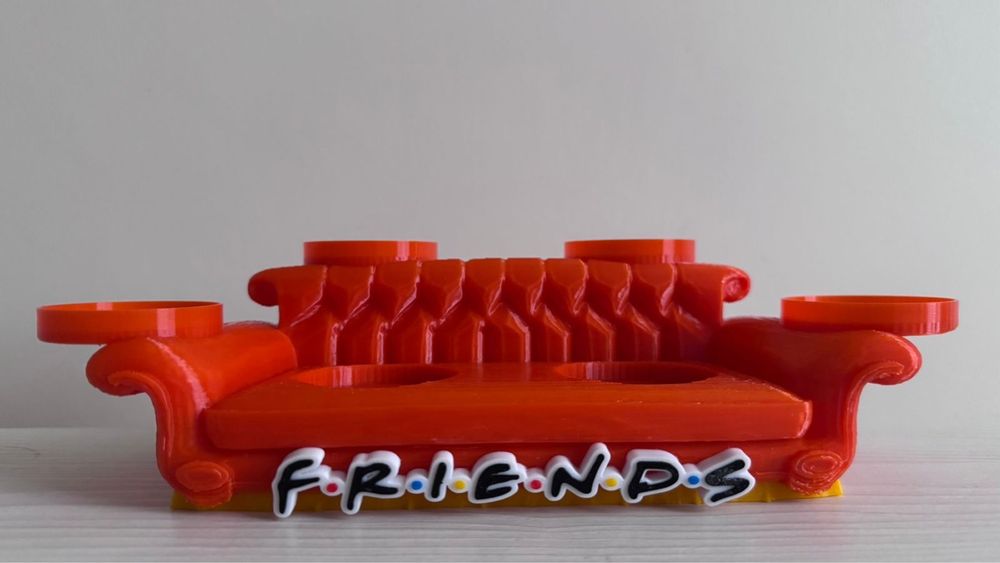 Диван підставка для колекції фігурок серіалу Friends