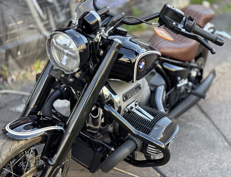 Мотоцикл BMW R18 2021 рік
