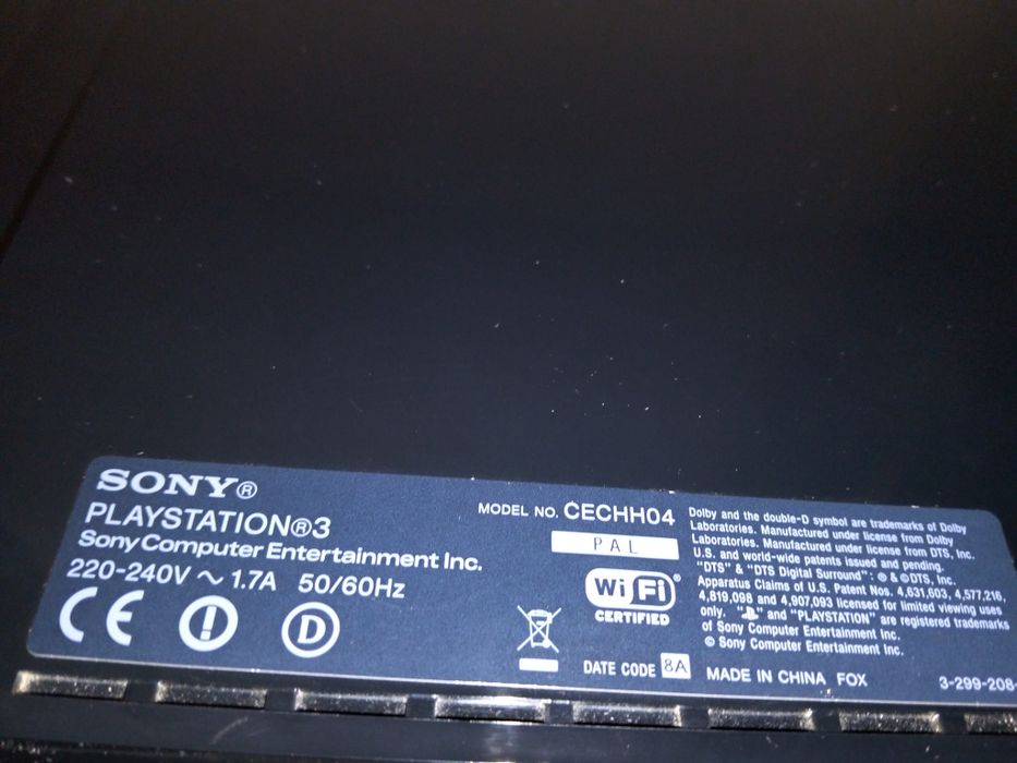 PlayStation 3, modelo FAT cechl04
