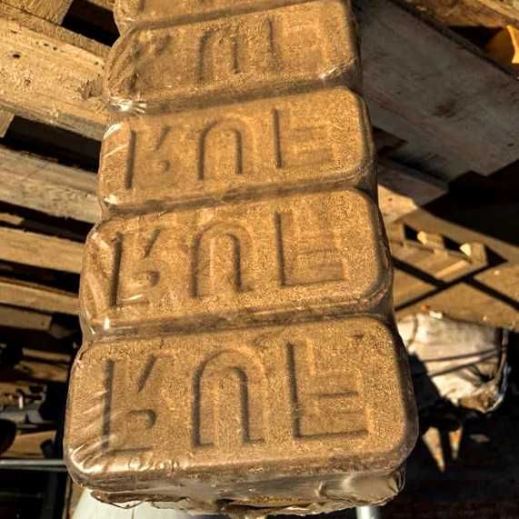 Вугілля, брикети, пелети – комфорт без зайвих клопотів