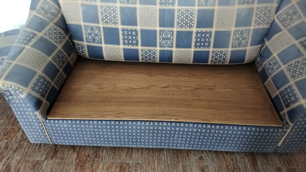 Sofá cama  como 2puff