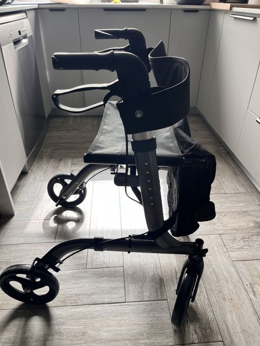 Andarilho em aluminio