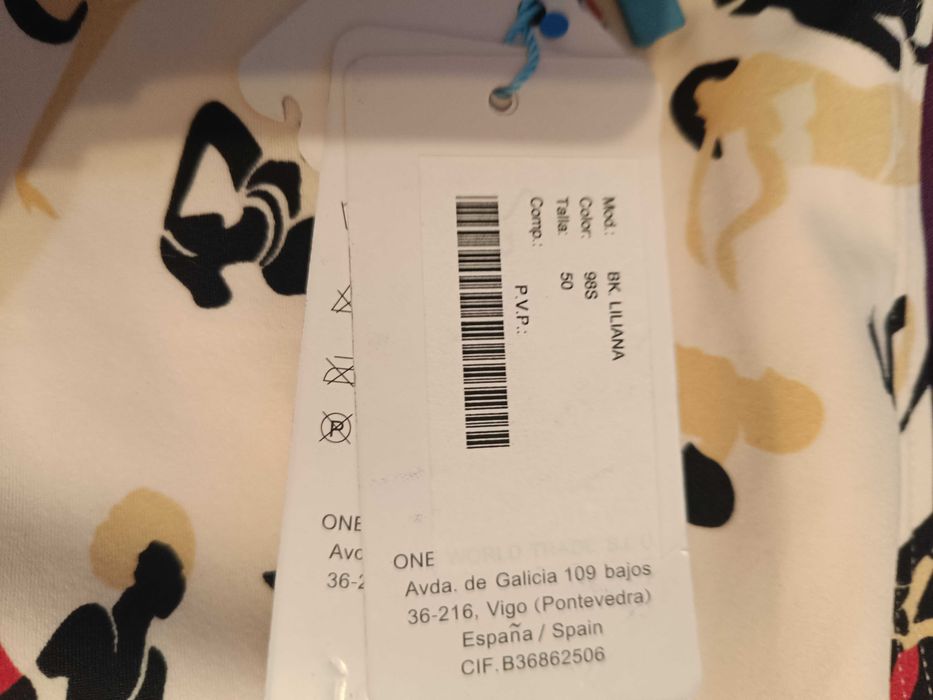 Bikini com etiqueta tamanho Xl/xxl n 50
