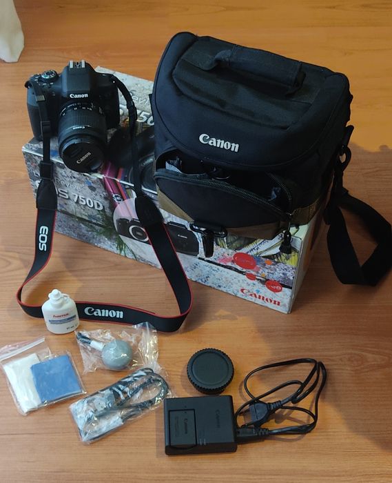 Câmara Fotográfica Canon EOS 750D Como nova