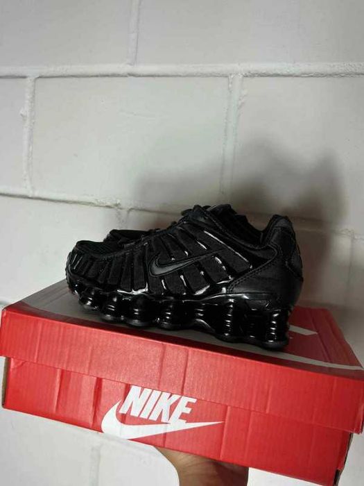 Nike Shox TL Czarny r.39