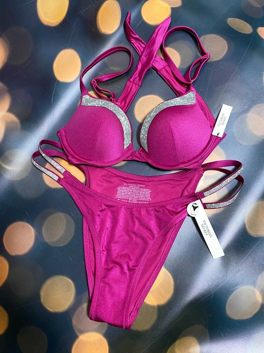 Купальник со стразами Victoria's Secret США. Низ M, верх 70-75 A,А/B