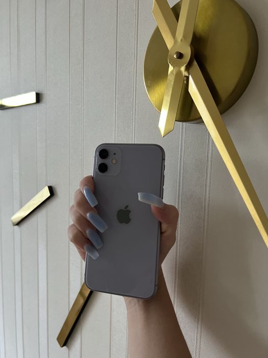 Айфон 11 (100% акб) в гарному стані