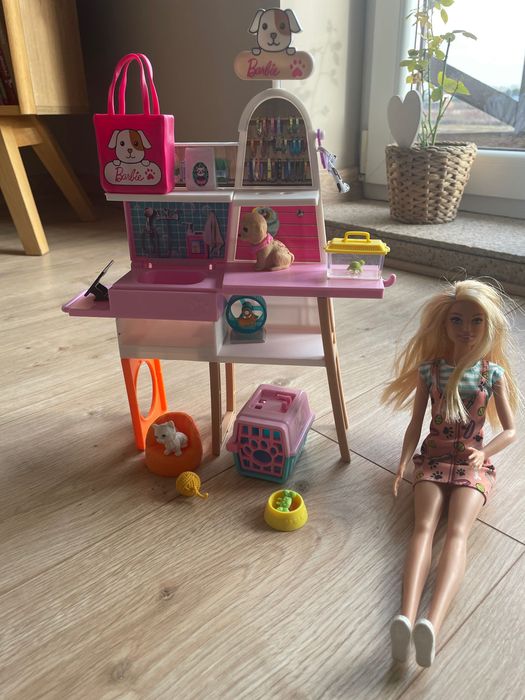 Zestaw Barbie sklepik dla zwierząt